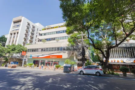 Sala Comercial à venda, 606m² no Independência, Porto Alegre