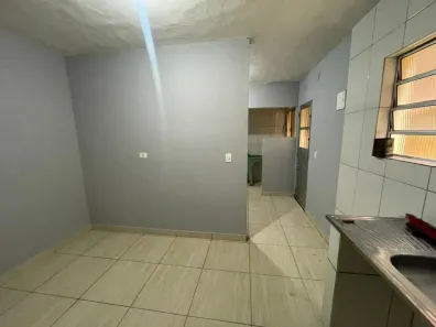 Casa com 1 Quarto para alugar, 30m² no Novo Osasco, Osasco