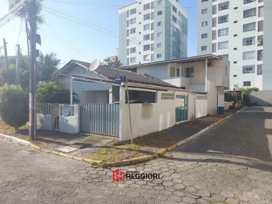 Casa com 5 Quartos à venda, 210m² no Tabuleiro, Camboriú