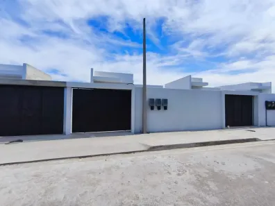 Casa com 3 Quartos à venda, 10m² no Jardim Campomar, Rio das Ostras