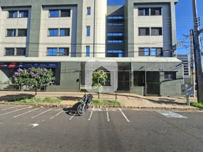 Apartamento com 2 Quartos para alugar, 35m² no Saraiva, Uberlândia