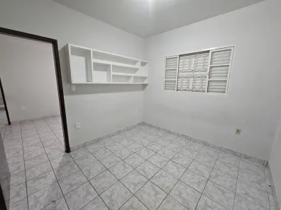 Casa com 2 Quartos para alugar, 60m² no Jardim São Judas Tadeu, São José dos Campos
