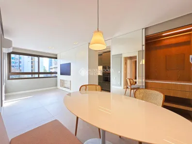 Apartamento com 2 Quartos à venda, 67m² no Passo da Areia, Porto Alegre