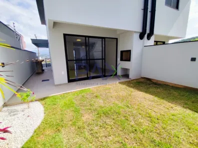 Sobrado com 3 Quartos à venda, 117m² no São Sebastião, Palhoça