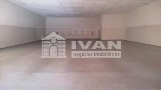 Ponto Comercial à venda, 450m² no Centro, Uberlândia