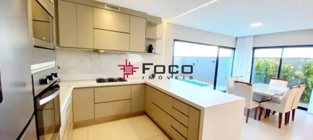 Casa de Condomínio com 4 Quartos à venda, 220m² no Loteamento Floresta, São José dos Campos