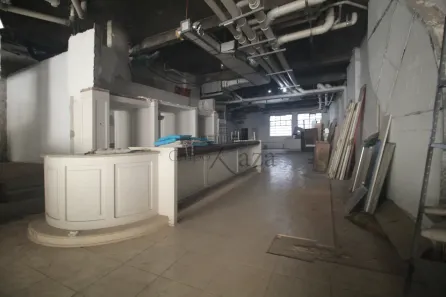 Imóvel Comercial com 2 Quartos para alugar, 830m² no Centro, São Paulo