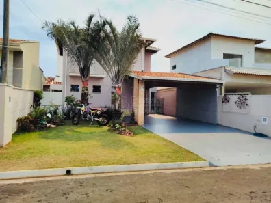 Sobrado com 3 Quartos à venda, 209m² no Jardim dos Flamboyants, Araraquara