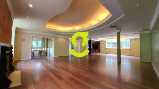 Casa com 5 Quartos para alugar, 720m² no Três Figueiras, Porto Alegre
