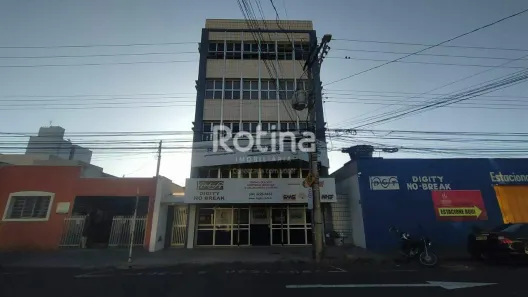 Sala Comercial para alugar, 185m² no Centro, Uberlândia