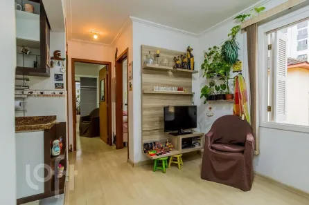 Apartamento com 2 Quartos à venda, 48m² no Mont Serrat, Porto Alegre