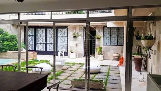Sobrado com 4 Quartos à venda, 280m² no Vila Monumento, São Paulo