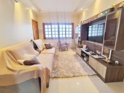 Casa com 3 Quartos à venda, 212m² no Guilhermina, Praia Grande