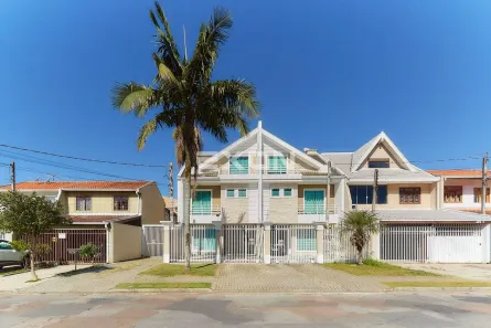 Sobrado com 4 Quartos à venda, 167m² no Boqueirão, Curitiba