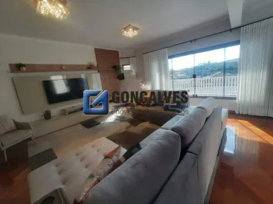 Sobrado com 4 Quartos à venda, 400m² no Jardim Zaira, Mauá