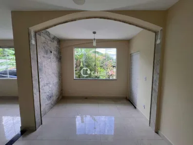Casa com 2 Quartos à venda, 95m² no Tanque, Rio de Janeiro