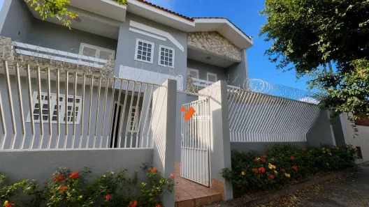 Sobrado com 3 Quartos à venda, 296m² no Jardim Santa Eliza, Presidente Prudente
