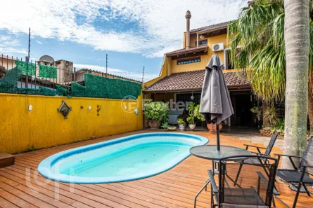 Casa com 4 Quartos à venda, 327m² no Guarujá, Porto Alegre