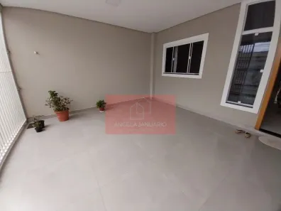 Casa com 3 Quartos à venda, 100m² no Bandeirantes, Londrina