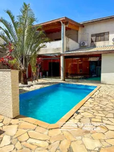 Sobrado com 2 Quartos à venda, 180m² no Village das Flores, Caçapava