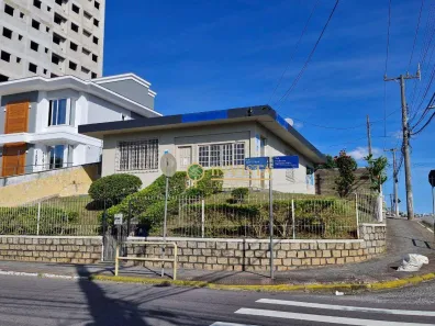 Imóvel Comercial com 3 Quartos à venda, 138m² no Canto, Florianópolis