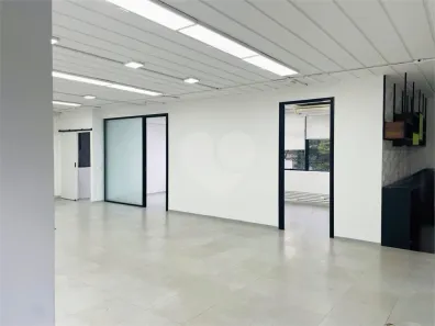 Sala Comercial à venda, 147m² no Brooklin Paulista, São Paulo