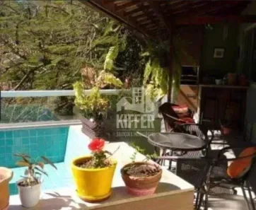Casa de Condomínio com 4 Quartos à venda, 300m² no Sapê, Niterói