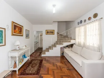 Casa com 3 Quartos à venda, 179m² no Jardim Umuarama, São Paulo