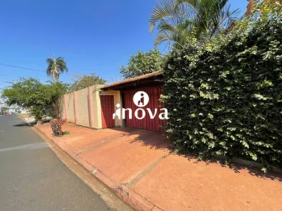 Casa com 3 Quartos à venda, 205m² no Jardim Induberaba, Uberaba