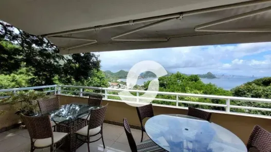 Casa de Condomínio com 4 Quartos à venda, 260m² no Charitas, Niterói