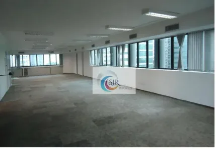 Sala Comercial para alugar, 260m² no Vila Olímpia, São Paulo