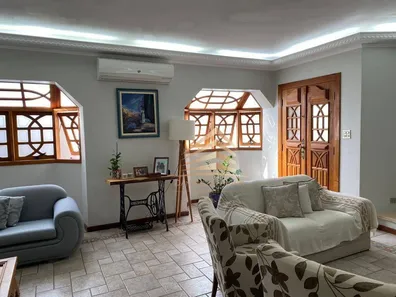Sobrado com 3 Quartos à venda, 302m² no Jardim Bom Clima, Guarulhos