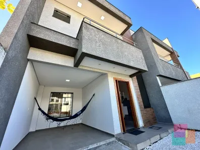 Sobrado com 3 Quartos à venda, 124m² no Itacolomi, Balneário Piçarras