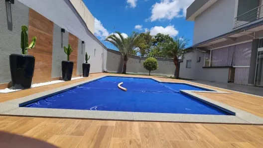 Casa com 4 Quartos à venda, 340m² no Jardim Inconfidência, Uberlândia