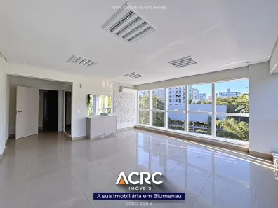 Sala Comercial à venda, 90m² no Vila Formosa, Blumenau