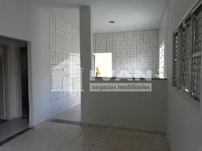 Casa com 2 Quartos à venda, 60m² no Nossa Senhora Aparecida, Uberlândia
