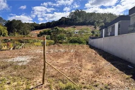 Lote/Terreno à venda, 656m² no Varginha, Nova Friburgo