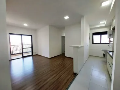 Apartamento com 3 Quartos para alugar, 72m² no Granja Viana, Cotia