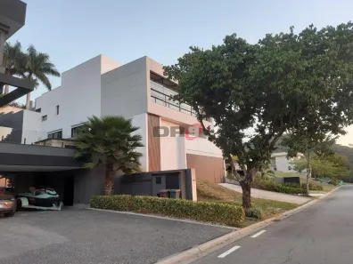 Casa de Condomínio com 4 Quartos à venda, 370m² no Alphaville, Santana de Parnaíba
