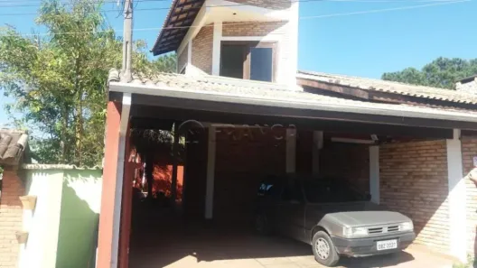 Casa de Condomínio com 3 Quartos à venda, 150m² no Condomínio Lagoinha, Jacareí