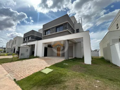 Casa de Condomínio com 4 Quartos à venda, 181m² no Residencial Jardins Lyon, Aparecida de Goiânia