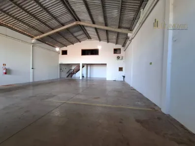 Galpão/Depósito/Armazém para alugar, 350m² no Antares, Londrina