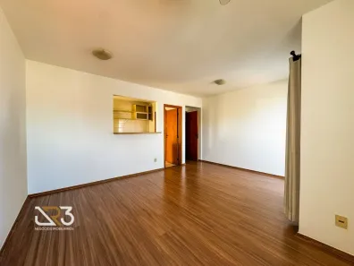 Apartamento com 3 Quartos para alugar, 84m² no Vitória, Londrina