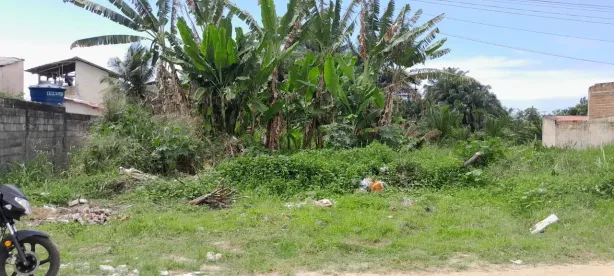 Lote/Terreno à venda, 400m² no Olivença, Ilhéus