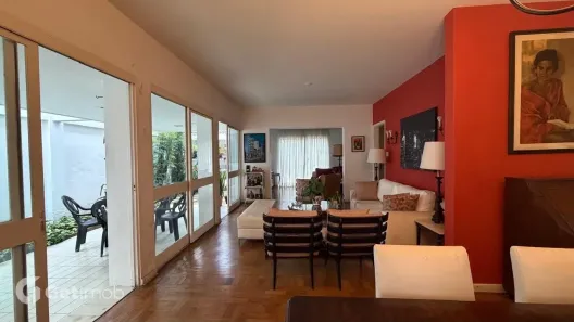 Casa com 6 Quartos à venda, 311m² no Pacaembu, São Paulo