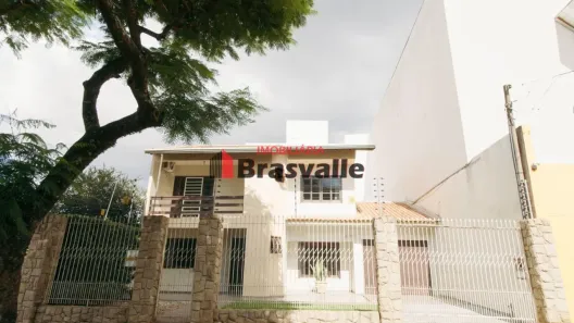 Sobrado com 4 Quartos à venda, 259m² no Coqueiral, Cascavel