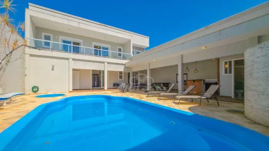 Sobrado com 5 Quartos à venda, 408m² no Centro, Guaratuba