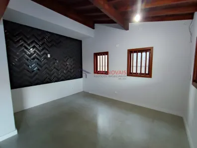 Casa com 3 Quartos para alugar, 221m² no Vila Oliveira, Mogi das Cruzes