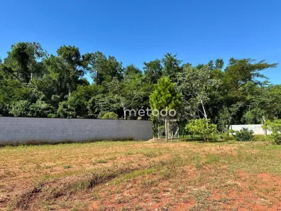 Lote/Terreno à venda, 647m² no Estância Guararema, Guararema