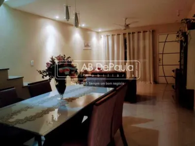 Casa de Condomínio com 3 Quartos à venda, 150m² no Taquara, Rio de Janeiro
